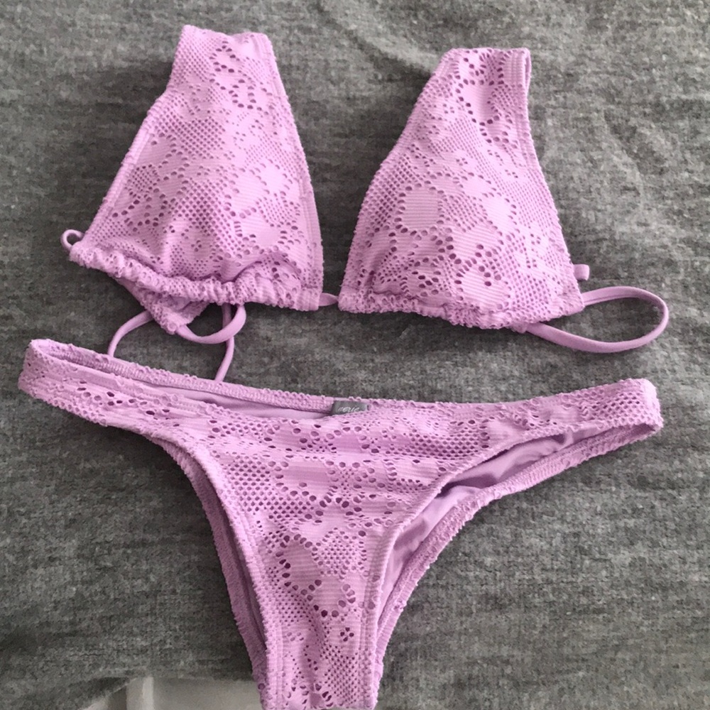 Lightly worn aerie swim